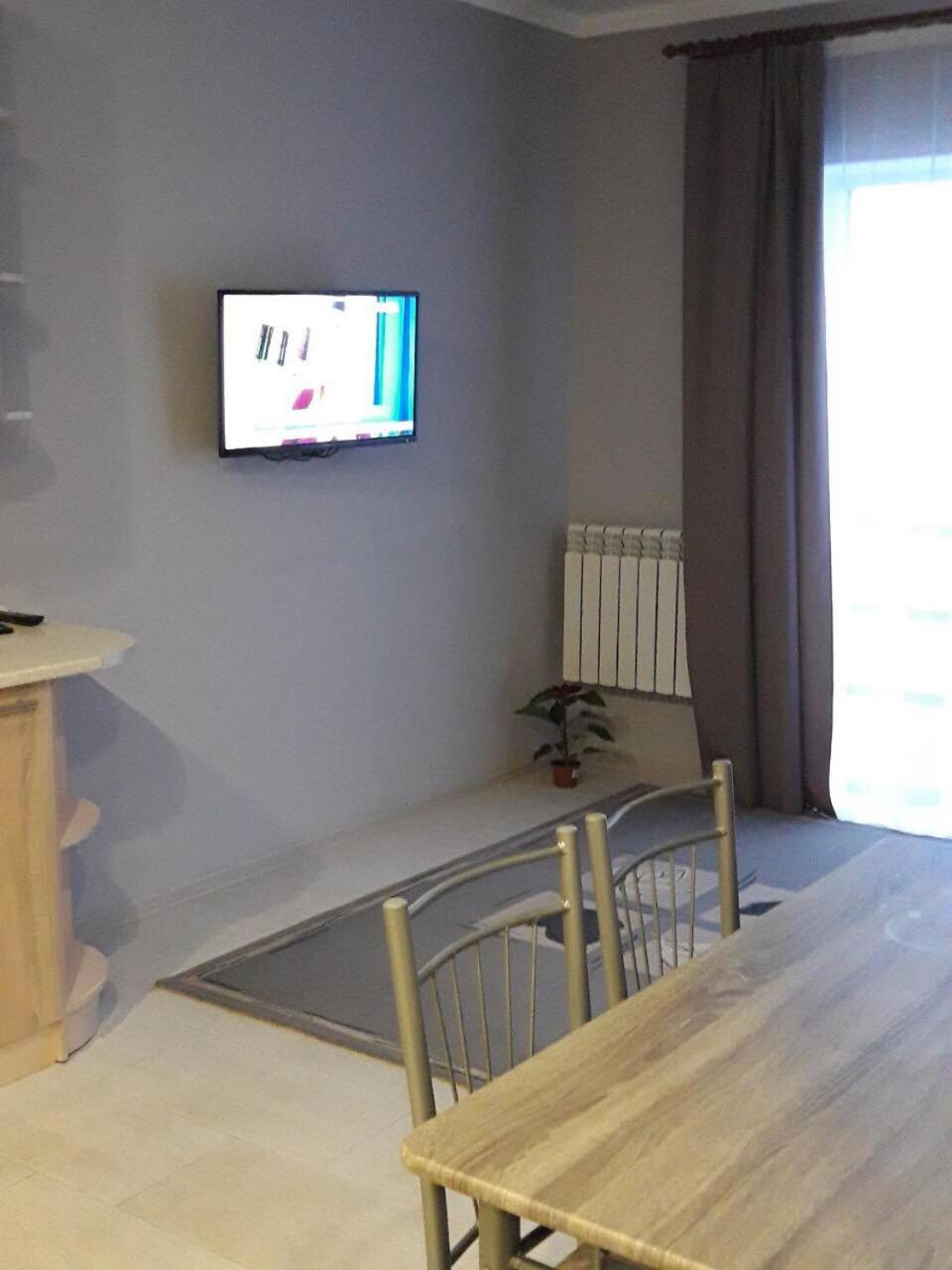 Lutsk, Double-Room Apartments Exterior photo